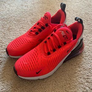 Nike Women's Bright Pink Sneakers